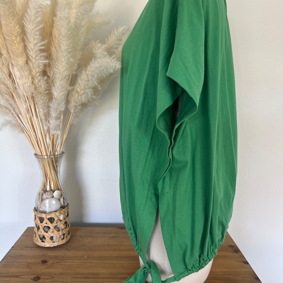 Eri + Ali Green Tied T Shirt - Picture 4 of 5